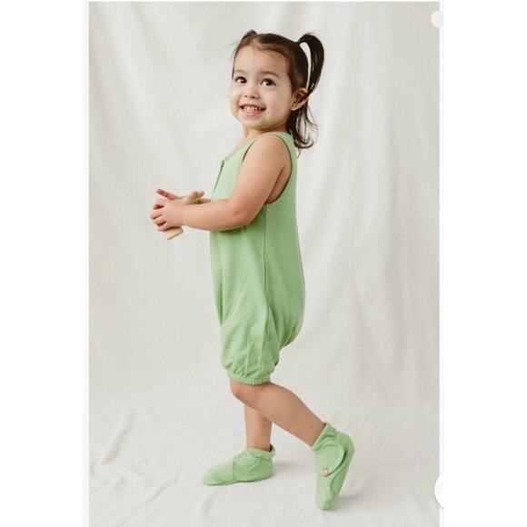 Goumi Kids Toddler Romper Quick Change One Piece Size 2T / 3T Bamboo Green NEW - Picture 2 of 5